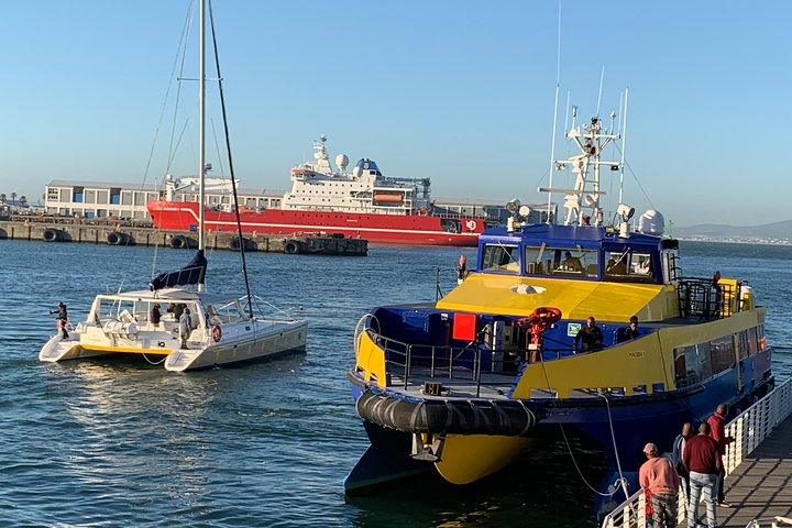 Madiba 1 gearing up for the ride to the Island 